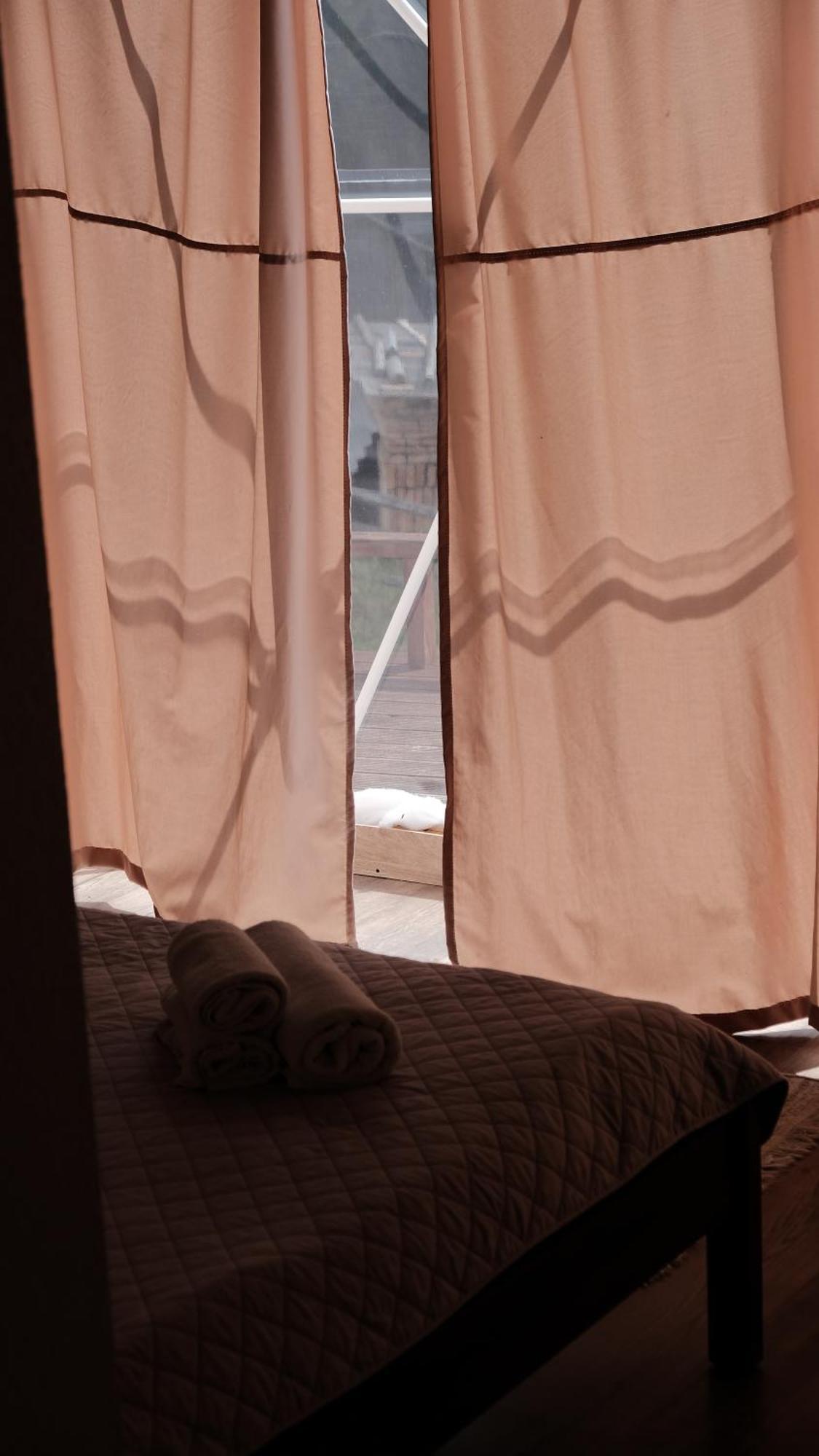 Глемпінг Де Вайб Hotel Vorokhta Phòng bức ảnh